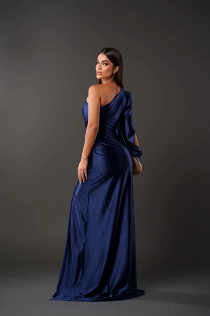 Vestido satinado de una manga Nicole™